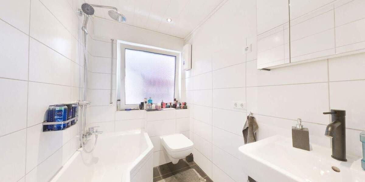 Mehrfamilienhaus, Wohnhaus Plochingen - 8 Zimmer, 176 m&sup2;, 659.000&euro; | Angebot:25706124