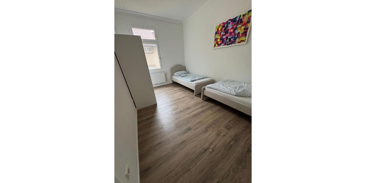 Etagenwohnung Stuttgart Bad Cannstatt - 3 Zimmer, 73 m&sup2;, 1.270&euro; | Angebot:25721143