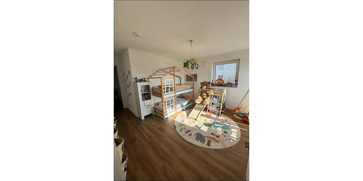 Etagenwohnung Heilbronn Böckingen - 4 Zimmer, 110 m&sup2;, 1.750&euro; | Angebot:25977701