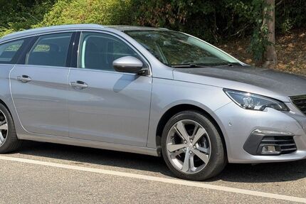 Peugeot 308 109.000 km 7.100 &euro; Fellbach 70736