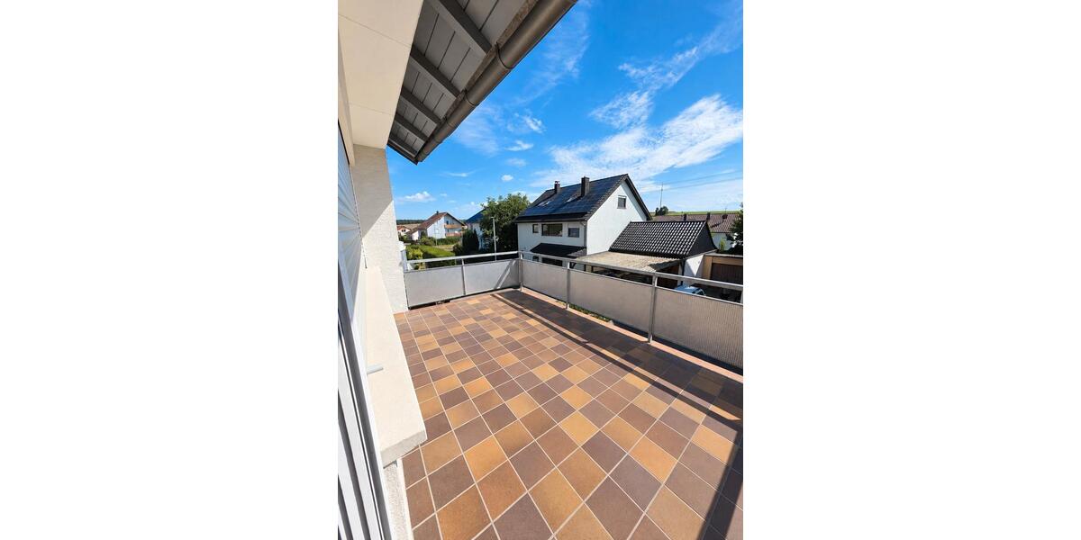 Etagenwohnung Schwaigern - 4.5 Zimmer, 105 m&sup2;, 1.100&euro; | Angebot:27580331