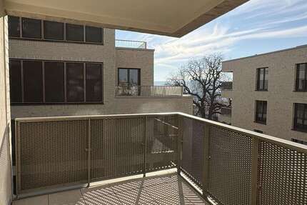 Wohnung Leonberg - 3 Zimmer, 85 m&sup2;, 1.580&euro; | Angebot:25193798