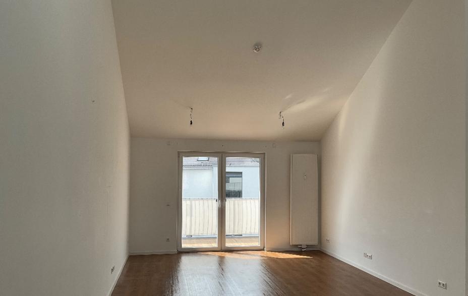 Dachgeschoßwohnung Esslingen am Neckar Oberesslingen - 3 Zimmer, 87 m&sup2;, 1.249&euro; | Angebot:25882996