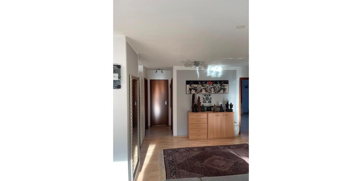 Etagenwohnung Weissach - 3.5 Zimmer, 83 m&sup2;, 299.000&euro; | Angebot:26626475