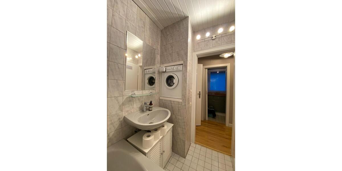 Etagenwohnung Stuttgart Stuttgart-Süd - 1.5 Zimmer, 30 m&sup2;, 175.000&euro; | Angebot:25843718