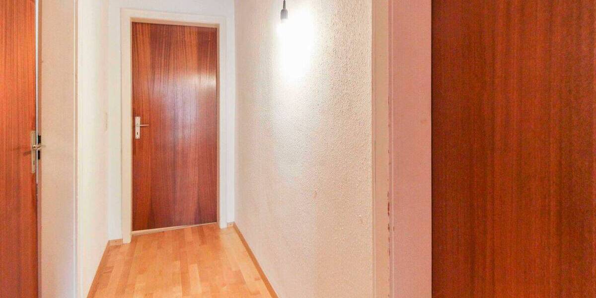 Doppelhaushälfte Erligheim - 9 Zimmer, 151 m&sup2;, 375.000&euro; | Angebot:26028535