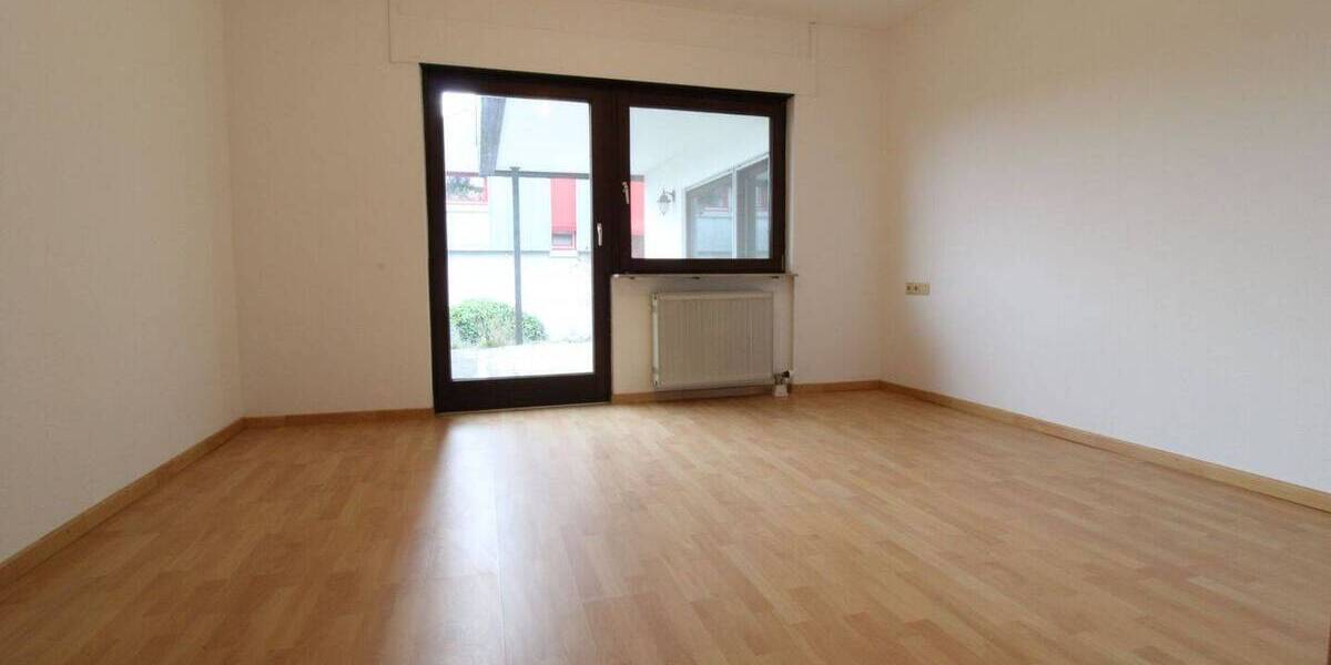 Bungalow Mühlacker Dürrmenz - 6 Zimmer, 162 m&sup2;, 549.000&euro; | Angebot:25970276
