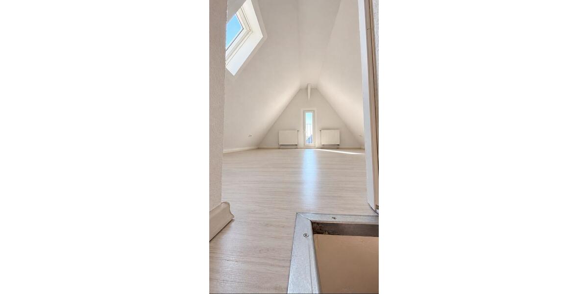 Maisonettenwohnung Esslingen am Neckar Brühl - 4 Zimmer, 82 m&sup2;, 1.270&euro; | Angebot:27550282