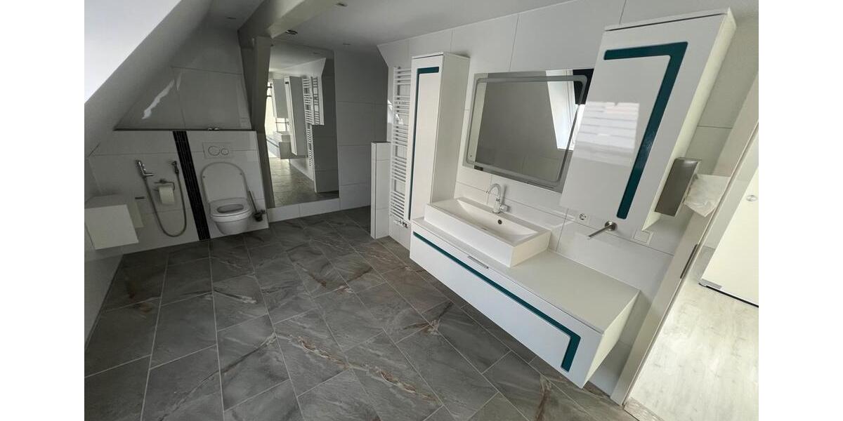 Mehrfamilienhaus, Wohnhaus Ludwigsburg Hoheneck - 20 Zimmer, 300 m&sup2;, 1.000.000&euro; | Angebot:25823883