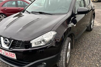 Nissan Qashqai 180.700 km 6.900 &euro; MÖNSHEIM 71297