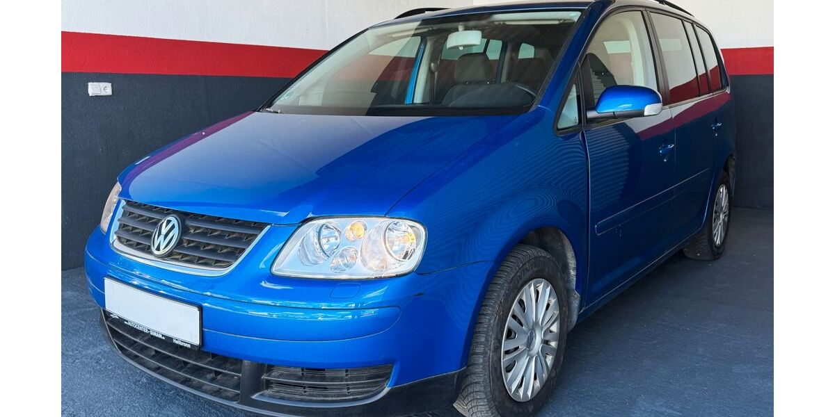 VW Touran 220.000 km 1.290 &euro; Heilbronn 74078