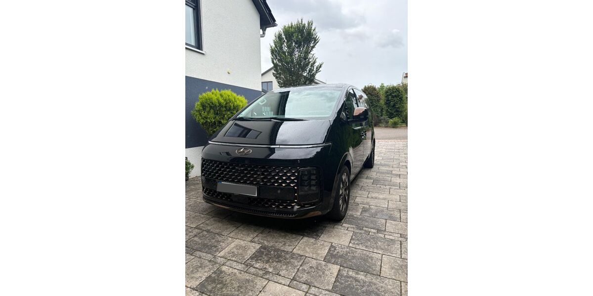 Hyundai STARIA 51.000 km 38.000 &euro; Lauffen 74348