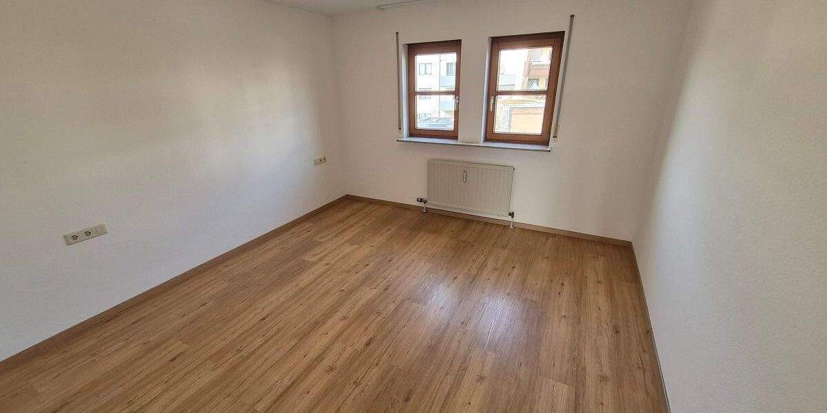 Etagenwohnung Marbach am Neckar Marbach - 2 Zimmer, 60 m&sup2;, 239.000&euro; | Angebot:25667474
