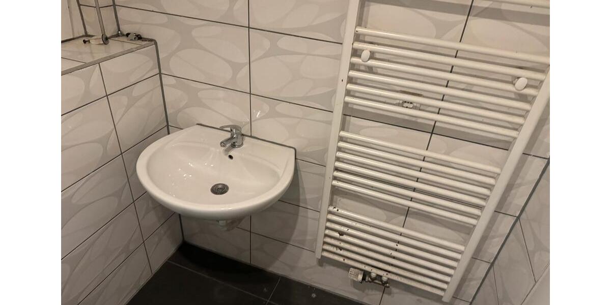 Etagenwohnung Mühlacker - 3 Zimmer, 90 m&sup2;, 850&euro; | Angebot:25903884