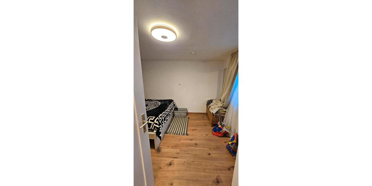 Erdgeschoßwohnung Stuttgart Mühlhausen - 2 Zimmer, 48 m&sup2;, 500&euro; | Angebot:25980511