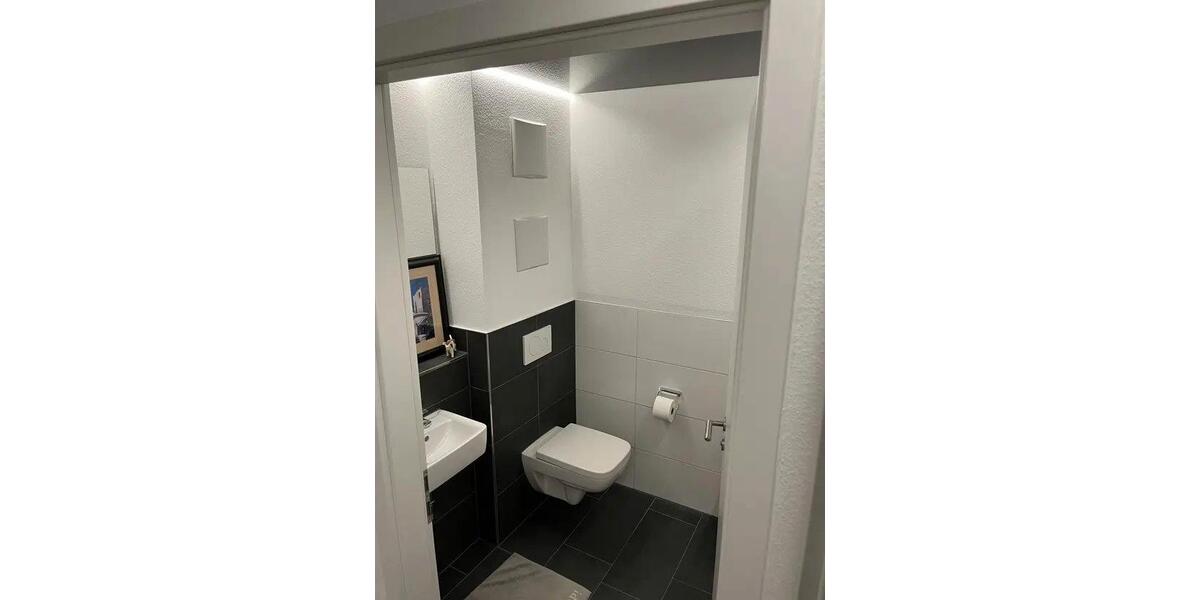 Einfamilienhaus Stuttgart Luginsland - 3 Zimmer, 83 m&sup2;, 1.700&euro; | Angebot:26448438