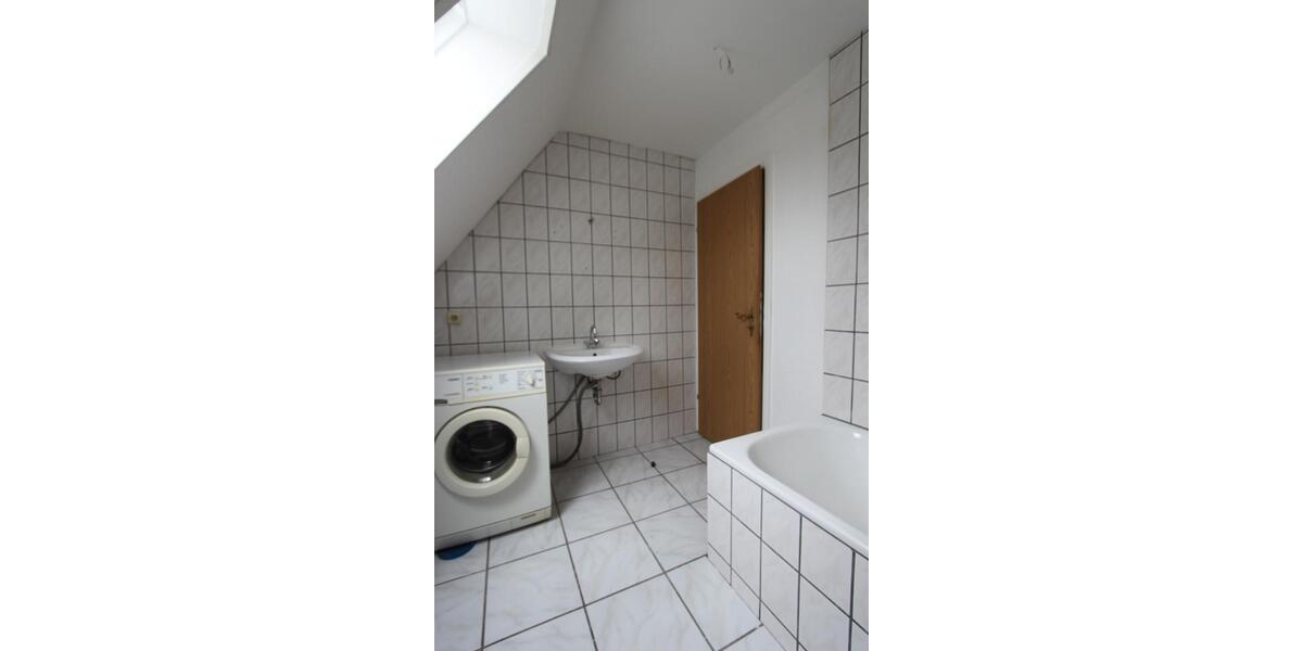 Dachgeschoßwohnung Heilbronn Böckingen - 2 Zimmer, 59 m&sup2;, 650&euro; | Angebot:26145759
