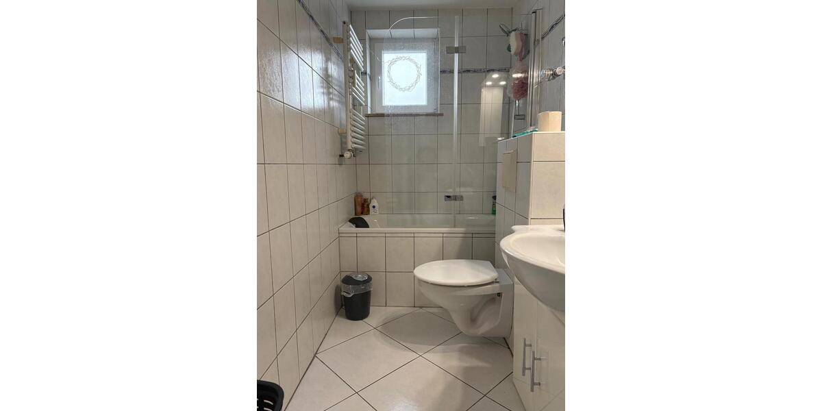 Etagenwohnung Friolzheim - 1 Zimmer, 29 m&sup2;, 500&euro; | Angebot:25171936