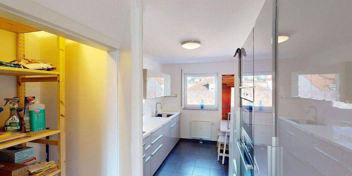 Etagenwohnung Stuttgart Nord - 4 Zimmer, 112 m&sup2;, 819.000&euro; | Angebot:25654286