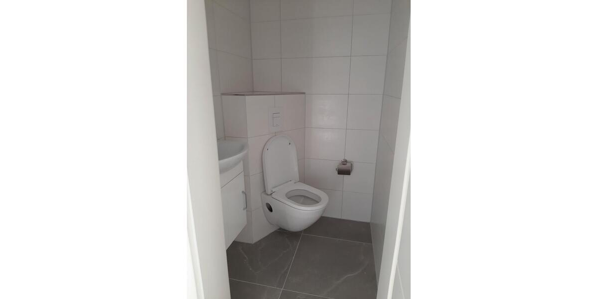 Etagenwohnung Backnang - 5 Zimmer, 115 m&sup2;, 1.390&euro; | Angebot:27595880