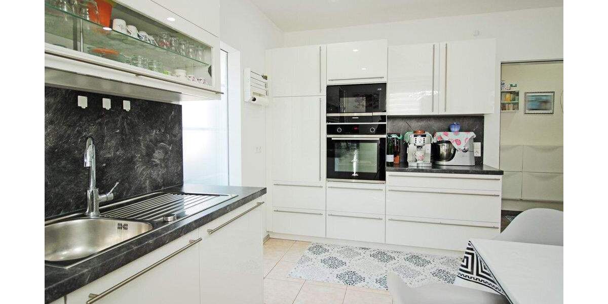 Etagenwohnung Stuttgart Zuffenhausen - 4 Zimmer, 99 m&sup2;, 350.000&euro; | Angebot:25732383