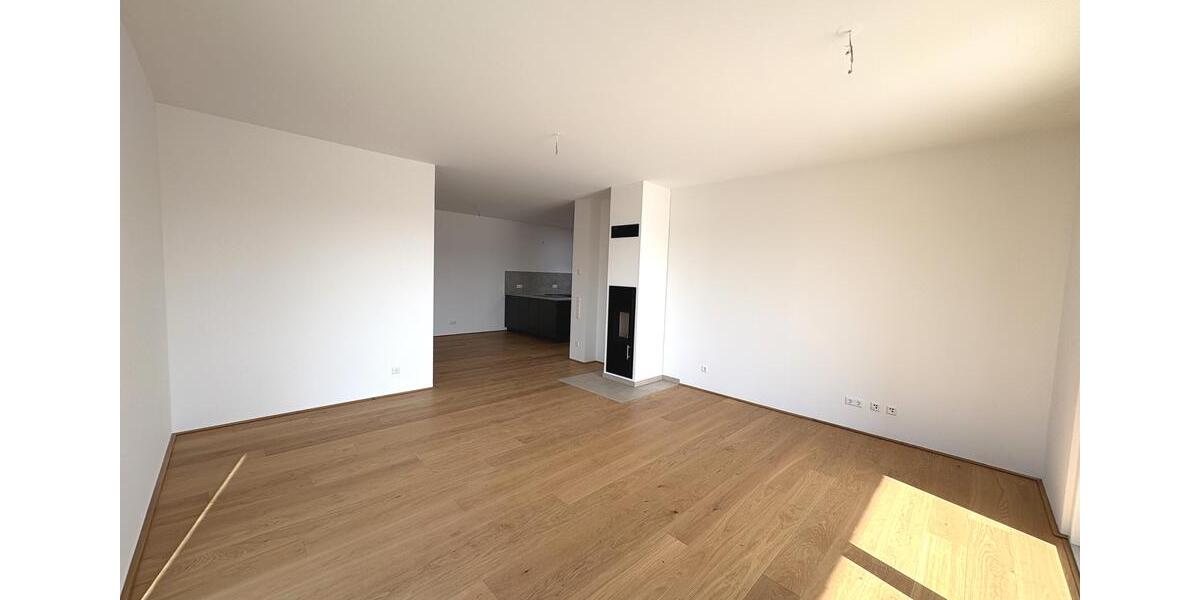 Dachgeschoßwohnung Leonberg - 4 Zimmer, 124 m&sup2;, 2.472&euro; | Angebot:24919337