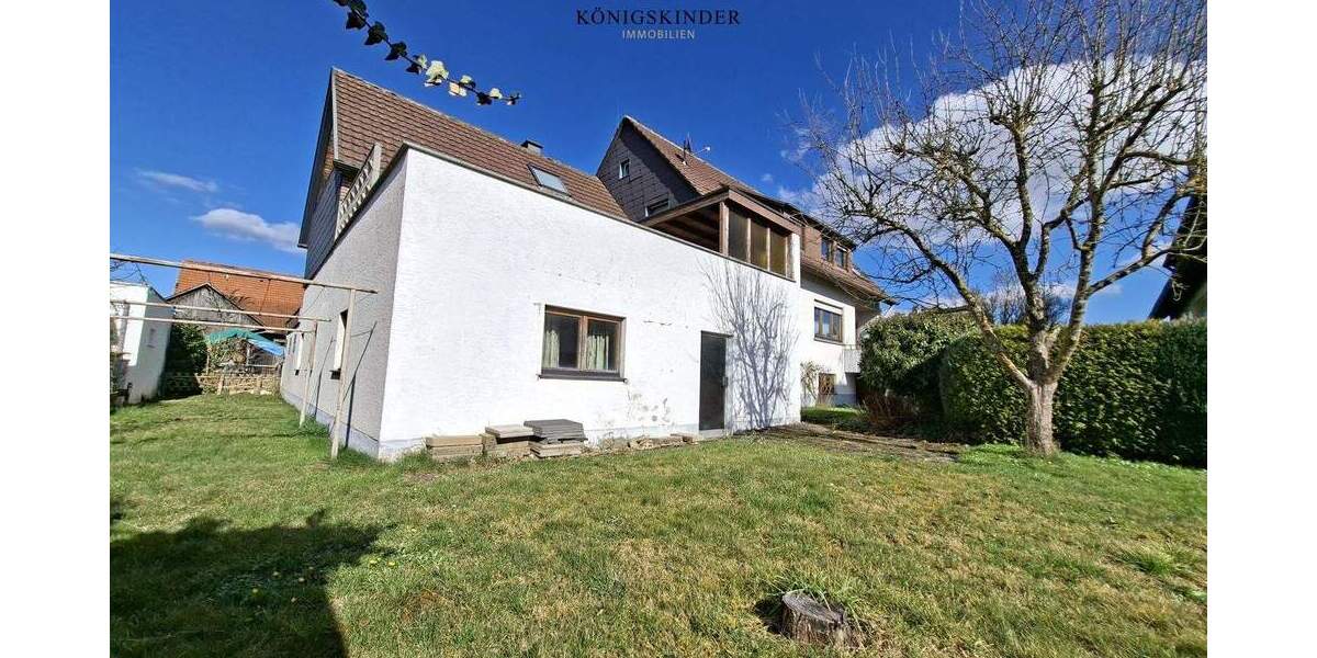 Einfamilienhaus Böblingen Dagersheim - 9 Zimmer, 200 m&sup2;, 730.000&euro; | Angebot:25671732
