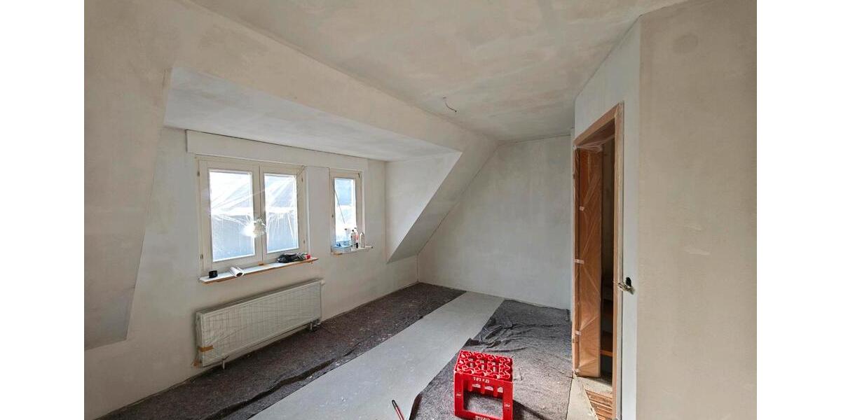 Maisonettenwohnung Brackenheim - 4.5 Zimmer, 100 m&sup2;, 1.400&euro; | Angebot:25844607