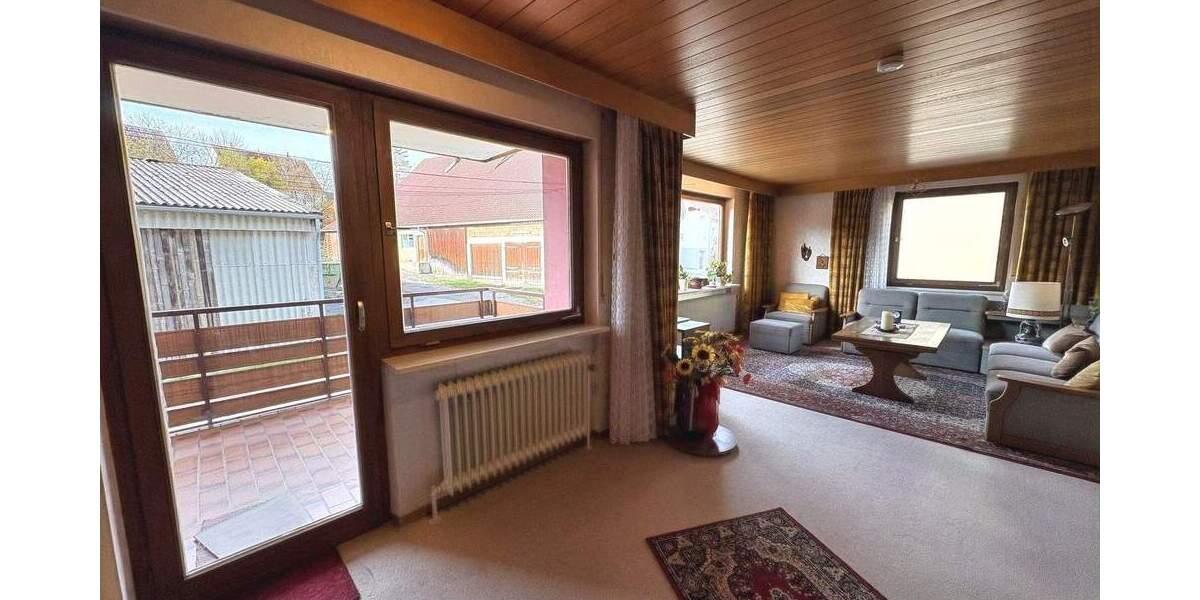 Doppelhaushälfte Leonberg Gebersheim - 8 Zimmer, 171 m&sup2;, 445.000&euro; | Angebot:25865932