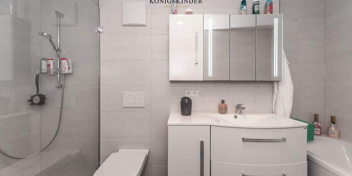 Etagenwohnung Bönnigheim - 3 Zimmer, 74 m&sup2;, 360.000&euro; | Angebot:25680021