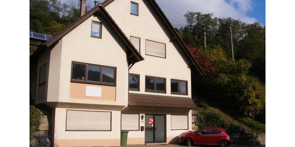 Dachgeschoßwohnung Mühlacker - 3 Zimmer, 72 m&sup2;, 770&euro; | Angebot:27576118