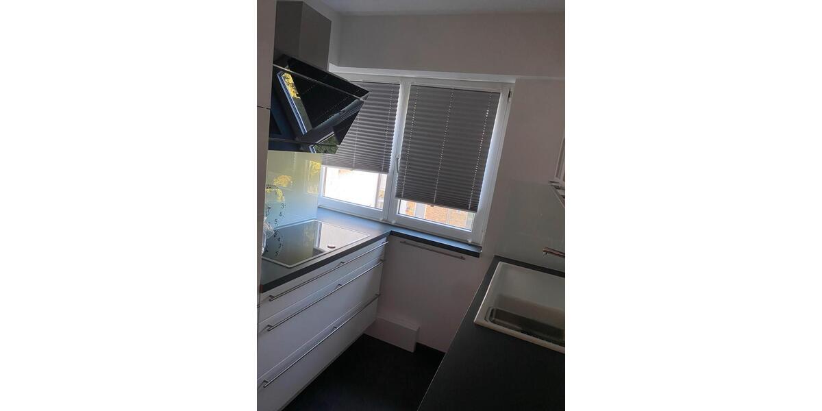 Etagenwohnung Stuttgart Bad Cannstatt - 3 Zimmer, 76 m&sup2;, 1.200&euro; | Angebot:27596051