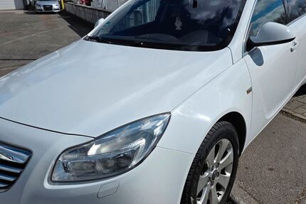 Opel Insignia 254.000 km 2.390 &euro; Ludwigsburg 71642