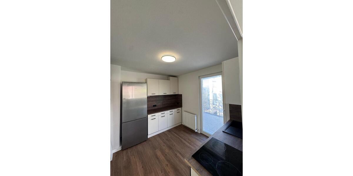 Etagenwohnung Heilbronn - 3 Zimmer, 85 m&sup2;, 1.300&euro; | Angebot:25334954