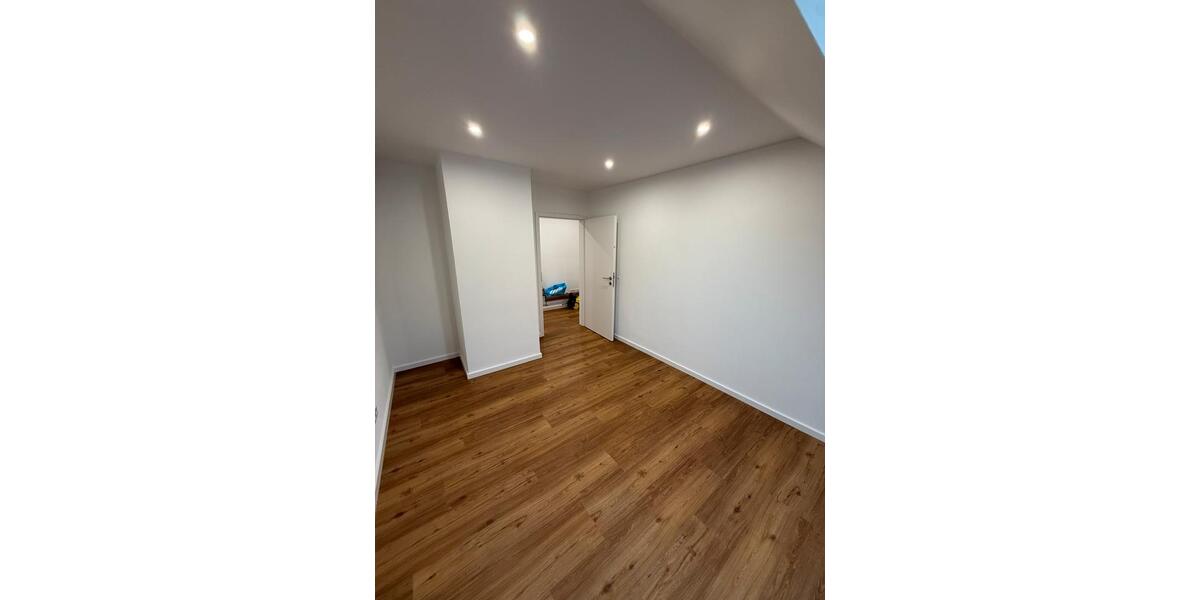 Dachgeschoßwohnung Wurmberg - 4 Zimmer, 100 m&sup2;, 650&euro; | Angebot:25518922