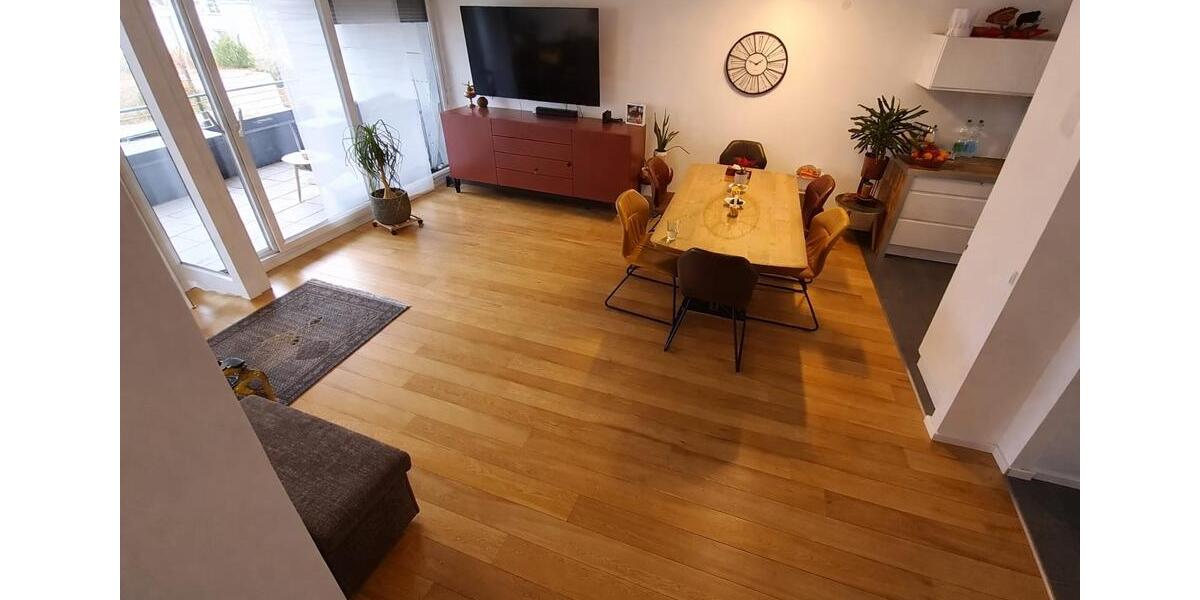 Maisonettenwohnung Stuttgart Bad Cannstatt - 4 Zimmer, 104 m&sup2;, 1.700&euro; | Angebot:25919117