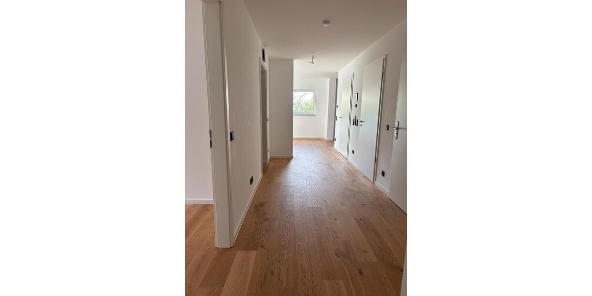 Etagenwohnung Vaihingen an der Enz - 4.5 Zimmer, 99 m&sup2;, 1.790&euro; | Angebot:27580479