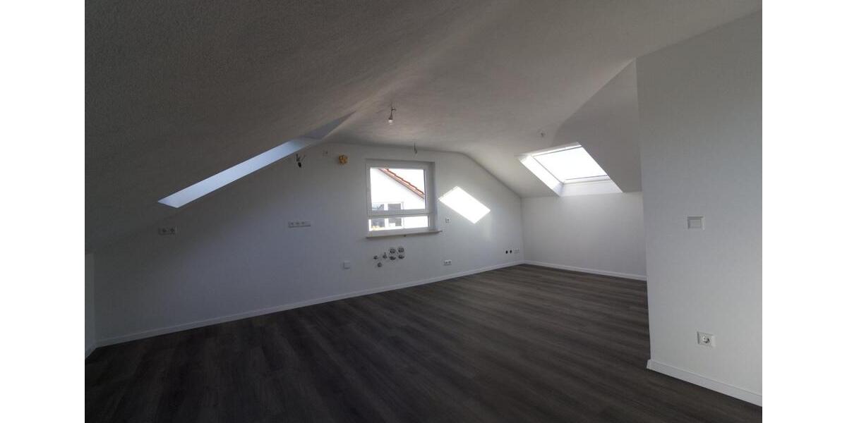 Dachgeschoßwohnung Waiblingen Beinstein - 3 Zimmer, 51 m&sup2;, 800&euro; | Angebot:25403634