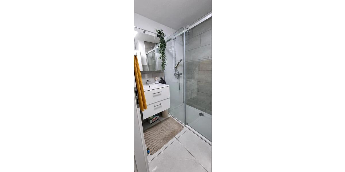 Hochparterre Sachsenheim - 3 Zimmer, 75 m&sup2;, 1.460&euro; | Angebot:26368820