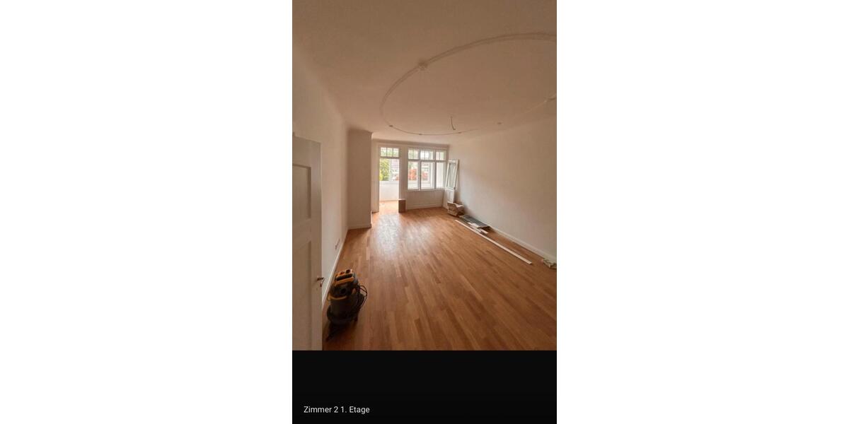 Dachgeschoßwohnung Stuttgart Bad Cannstatt - 5 Zimmer, 145 m&sup2;, 2.810&euro; | Angebot:27538912