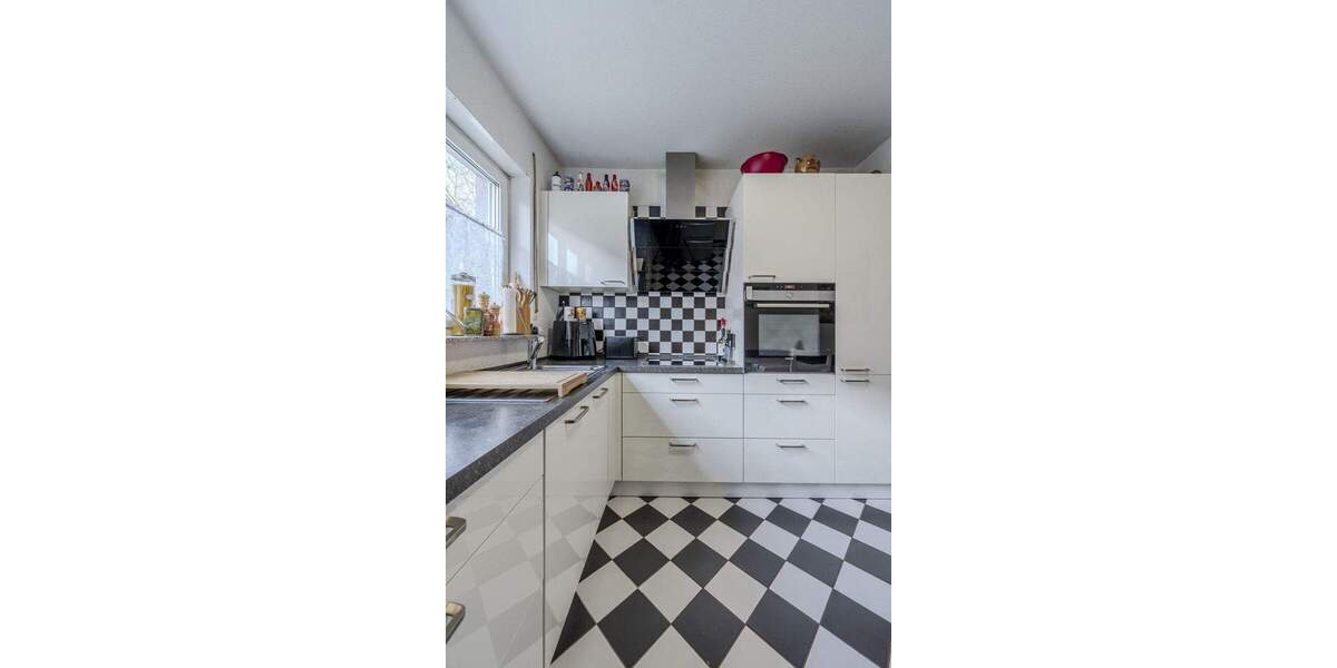 Etagenwohnung Kornwestheim - 3 Zimmer, 75 m&sup2;, 299.000&euro; | Angebot:25704172