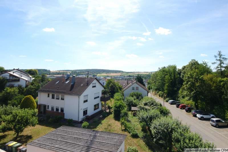 Etagenwohnung Remseck - 3 Zimmer, 83 m&sup2;, 1.410&euro; | Angebot:27000239