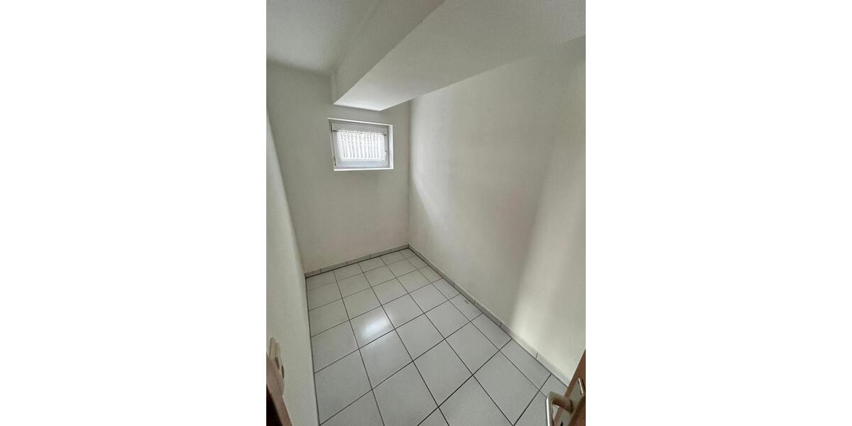 Terrassenwohnung Weinstadt - 3 Zimmer, 86 m&sup2;, 336.000&euro; | Angebot:25591273