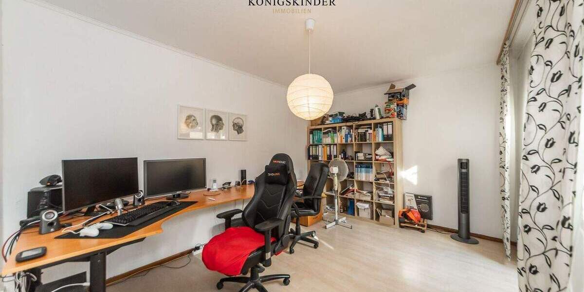 Mehrfamilienhaus, Wohnhaus Stuttgart / Möhringen Möhringen - 9 Zimmer, 240 m&sup2;, 1.300.000&euro; | Angebot:25680014