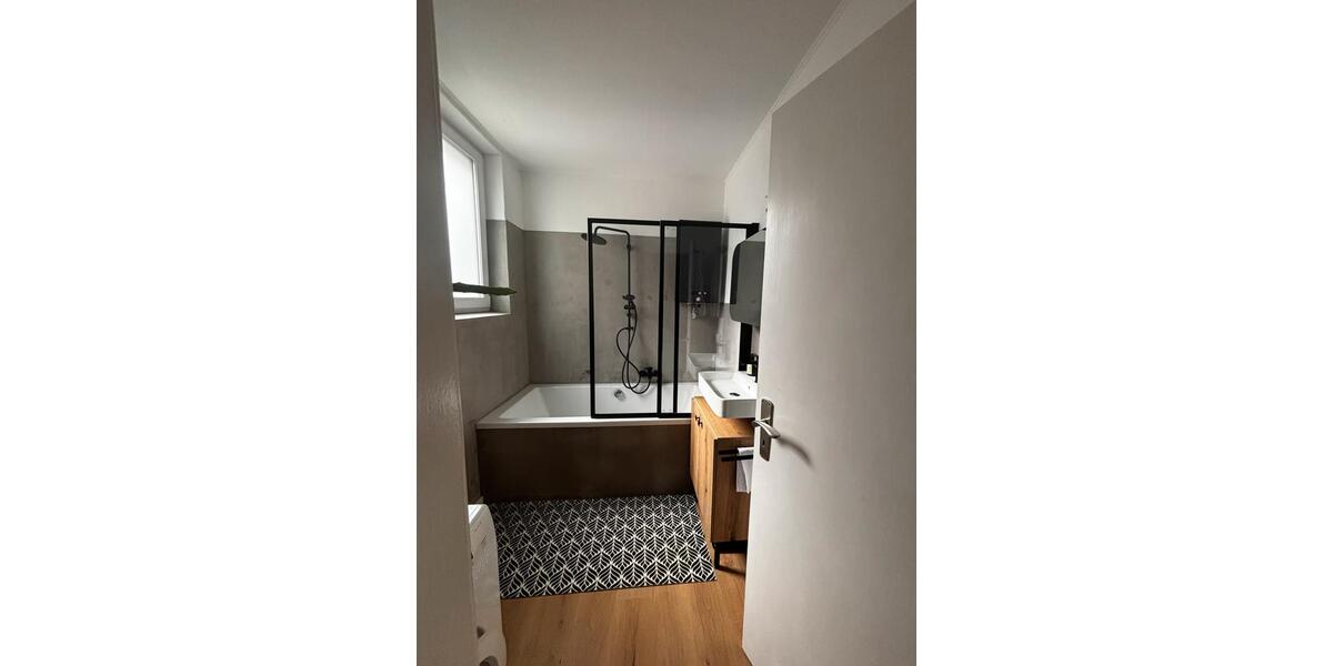 Etagenwohnung Stuttgart Stuttgart-Süd - 2 Zimmer, 70 m&sup2;, 1.385&euro; | Angebot:25896087