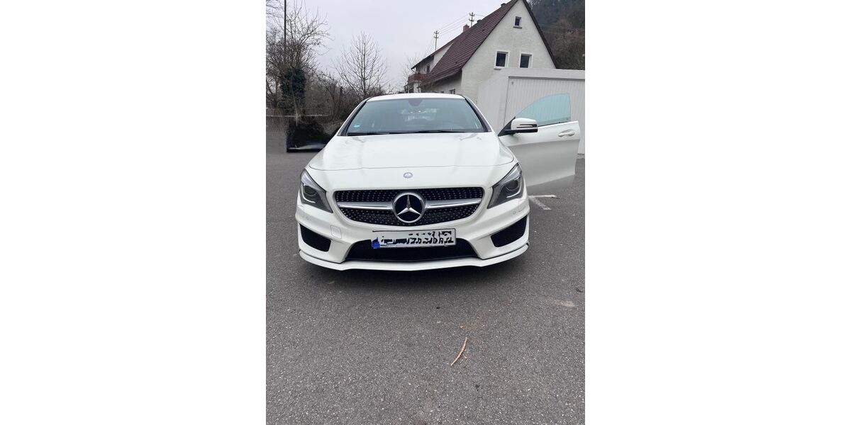 Mercedes-Benz CLA 180 161.000 km 15.500 &euro; Leingarten 74211