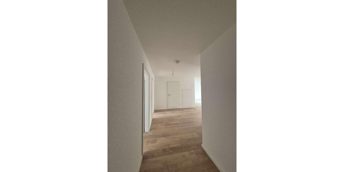 Erdgeschoßwohnung Vaihingen an der Enz - 3 Zimmer, 81 m&sup2;, 1.080&euro; | Angebot:22663618