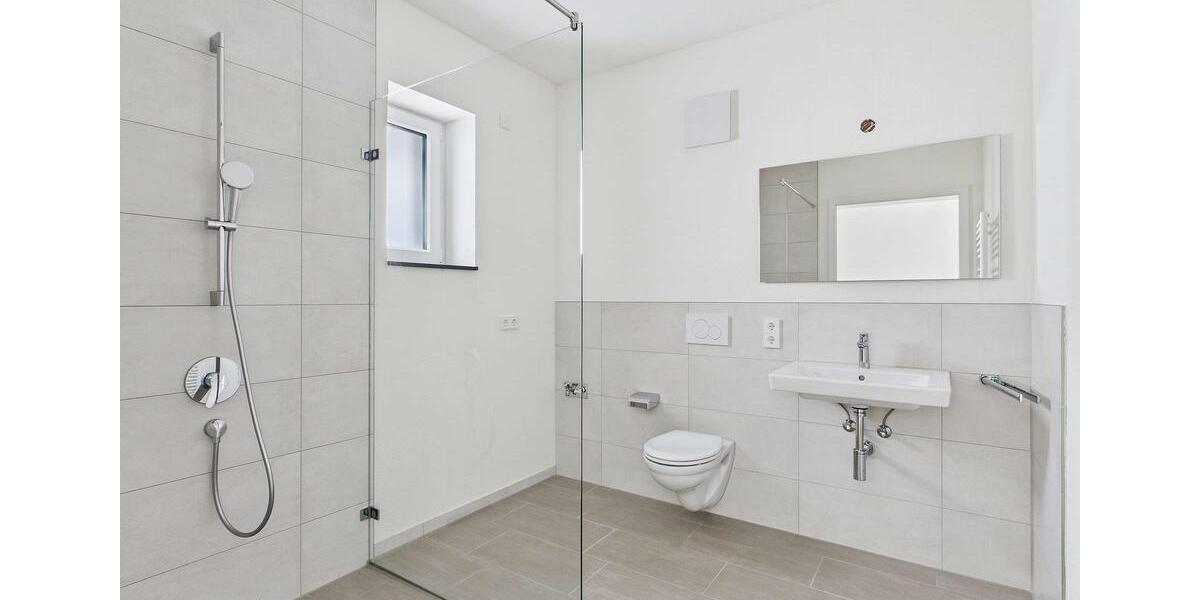 Dachgeschoßwohnung Sindelfingen Sindelfingen (Stadt) - 2 Zimmer, 65 m&sup2;, 1.230&euro; | Angebot:22893216