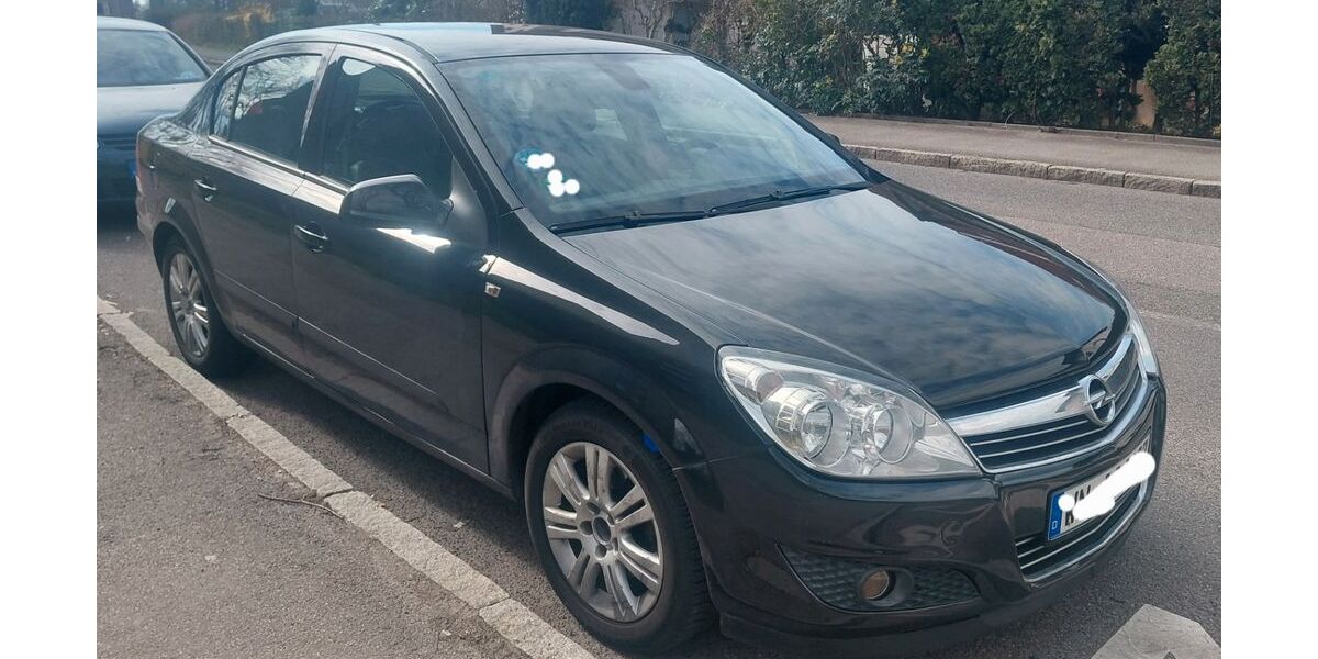 Opel Astra 212.000 km 2.299 &euro; Schwaikheim 71409