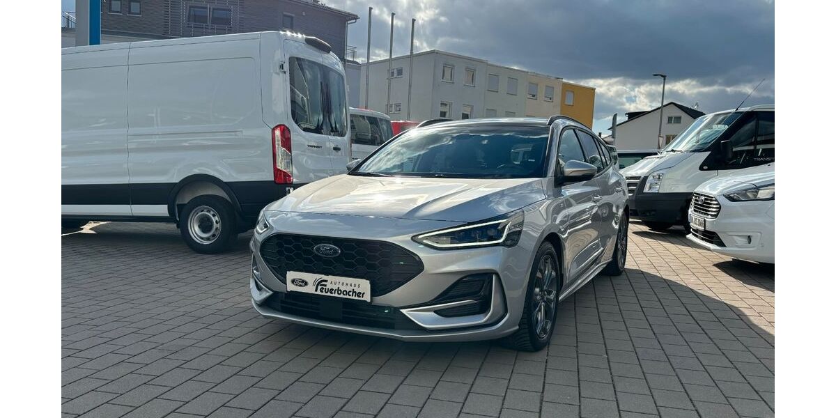 Ford Focus 20.100 km 23.460 &euro; Filderstadt 70794